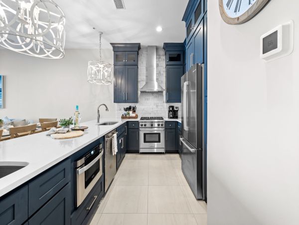 Destin Beachfront Six Bedroom Vacation Rental