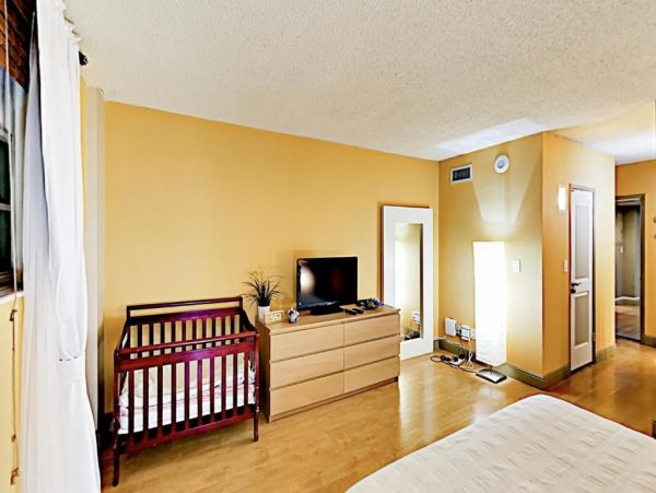Oceanviews Vacation Condo Sleeps 4 Guests