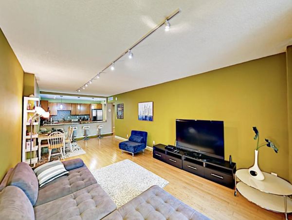 Oceanviews Vacation Condo Sleeps 4 Guests