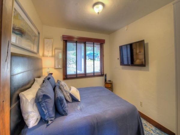 Breckenridge Four Bedroom Vacation Rental Shuttle to Ski Area