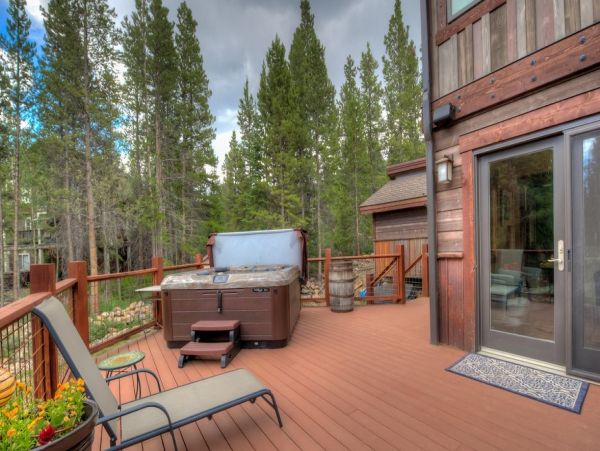 Breckenridge Four Bedroom Vacation Rental Shuttle to Ski Area
