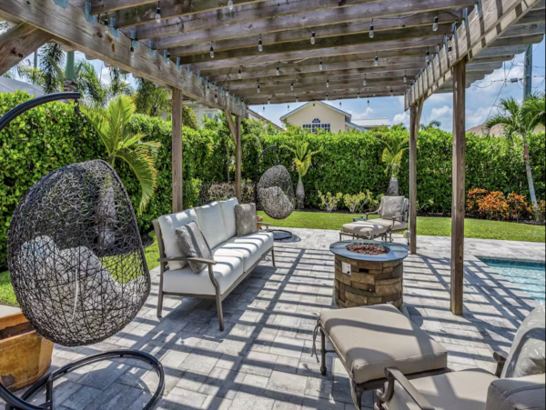 Naples Florida Three Bedroom Vacation Pool Home Sleeps Six