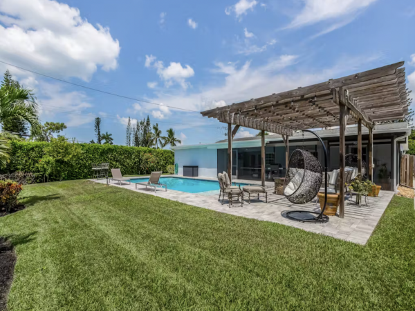Naples Florida Three Bedroom Vacation Pool Home Sleeps Six