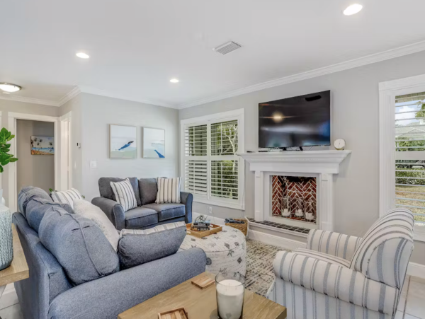 Naples Home Away From Home Three Bedroom Pool Home