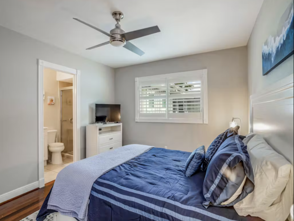 Naples Home Away From Home Three Bedroom Pool Home
