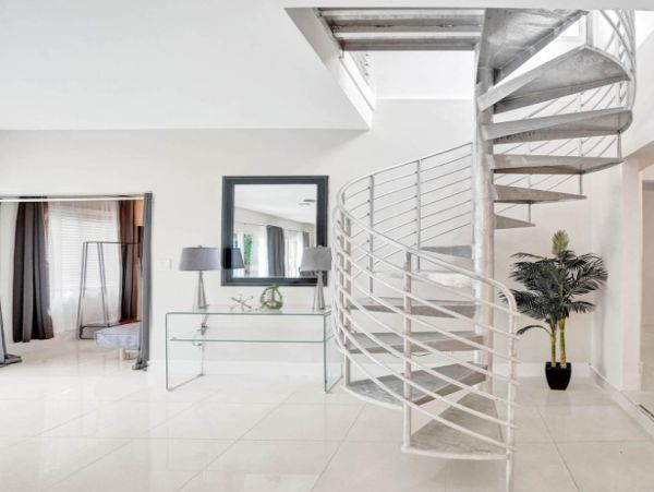 Gorgeous 8 Bedrooms with magnific private pool