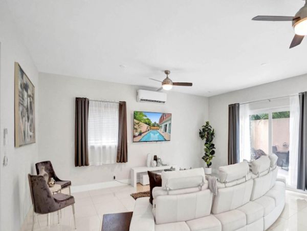 Gorgeous 8 Bedrooms with magnific private pool