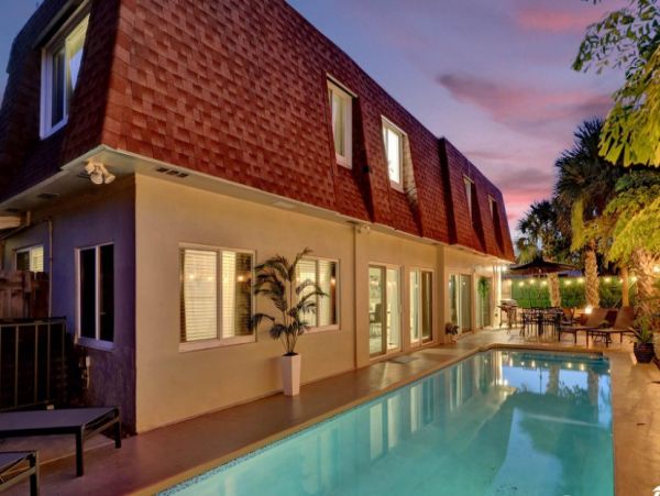 Gorgeous 8 Bedrooms with magnific private pool