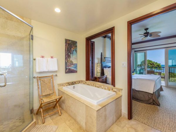 Oceanfront Condo Kapaa 2 Bedrooms