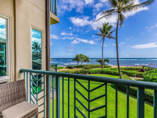 Oceanfront Condo Kapaa 2 Bedrooms