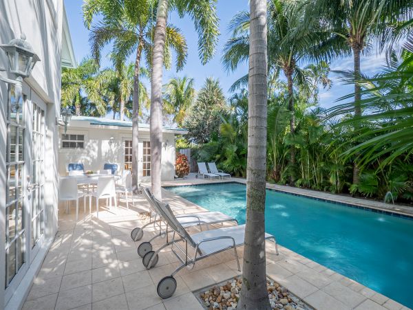 Wonderful & Peaceful Home with 4 Bedrooms in West Palm Beach