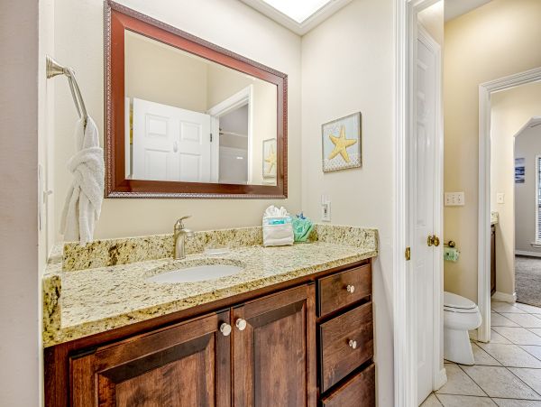 Experience Serenity at this Stunning Seaside Residence in Navarre!