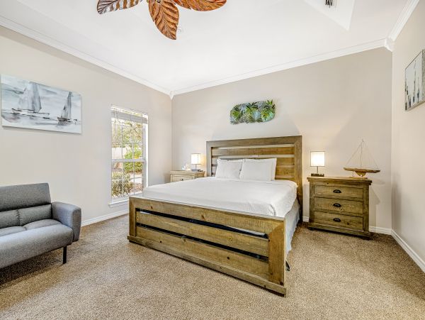 Experience Serenity at this Stunning Seaside Residence in Navarre!