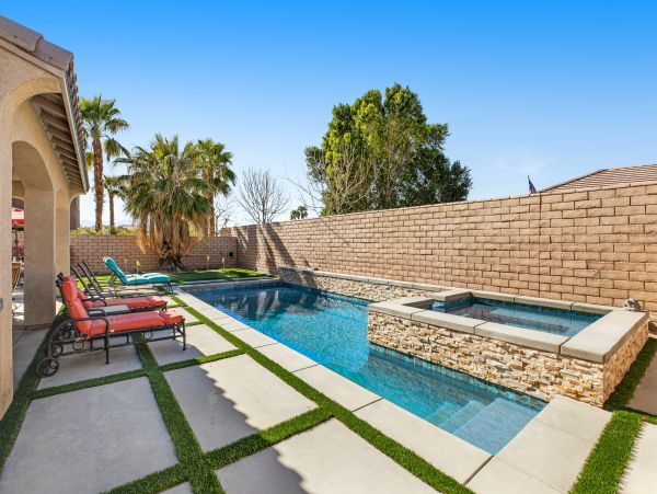 Palm Desert Home 1061234