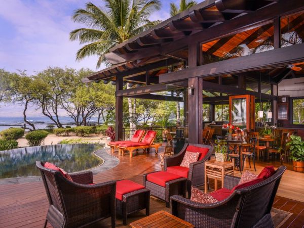Luxury 4 Bedroom Oceanfron Vacation Rental