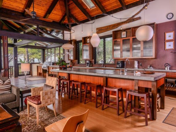 Luxury 4 Bedroom Oceanfron Vacation Rental