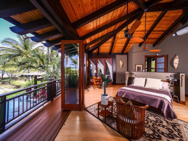 Luxury 4 Bedroom Oceanfron Vacation Rental