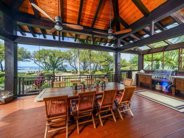 Luxury 4 Bedroom Oceanfron Vacation Rental