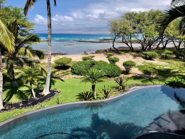 Luxury 4 Bedroom Oceanfron Vacation Rental