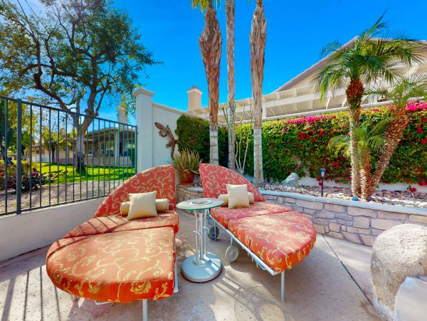 Palm Desert Home 1061240