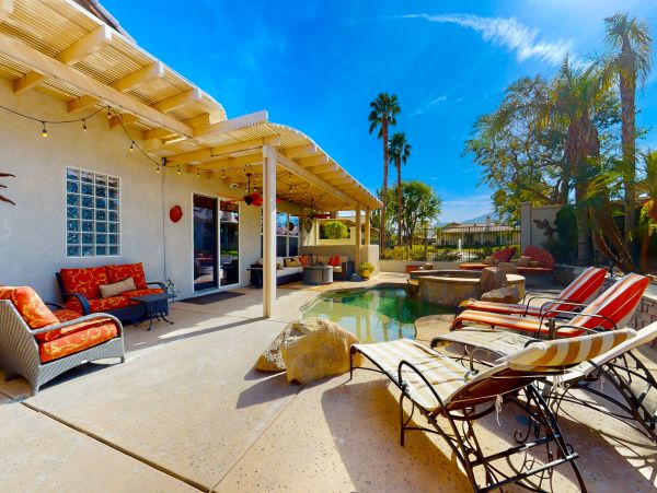 Palm Desert Home 1061240