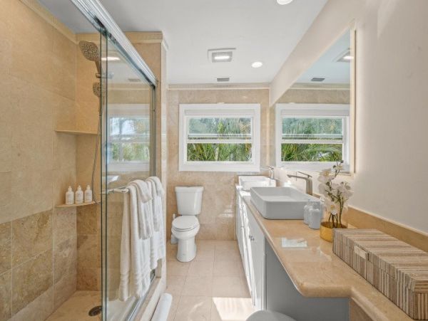 Palm Beach Vacation Home Four Bedroom