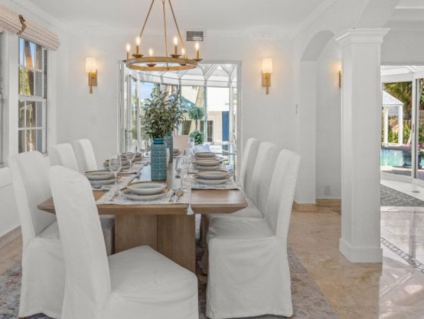 Palm Beach Vacation Home Four Bedroom