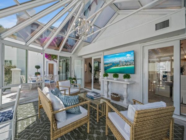 Palm Beach Vacation Home Four Bedroom