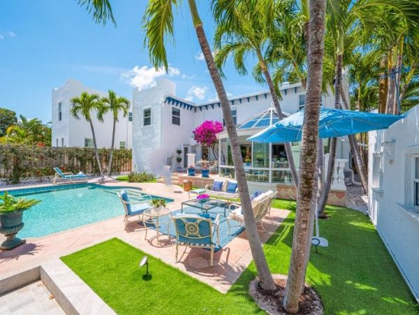 Palm Beach Vacation Home Four Bedroom