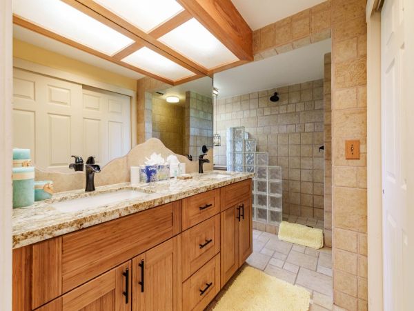 Kahana  Maui Home 1061257