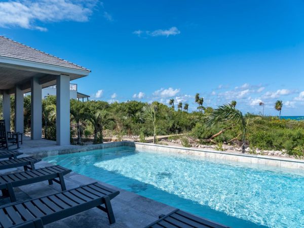 Oceanfront Bahamas Vacation Home Four Bedroom