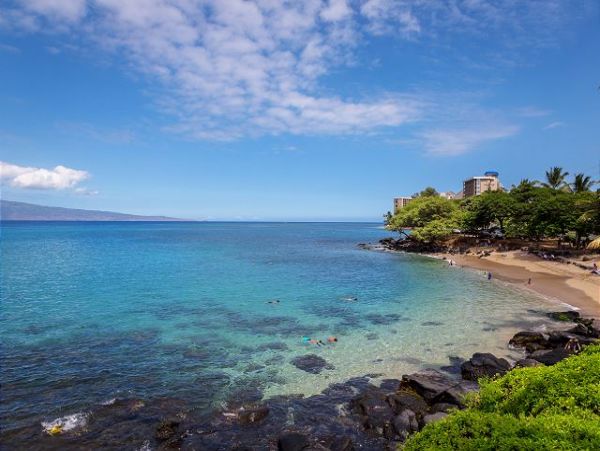 Ocean Front Kahana Vacation Condo Sleeps Six Guests