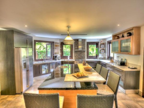 Punta Cana Vacation Estate Sleeps Thirty Guests