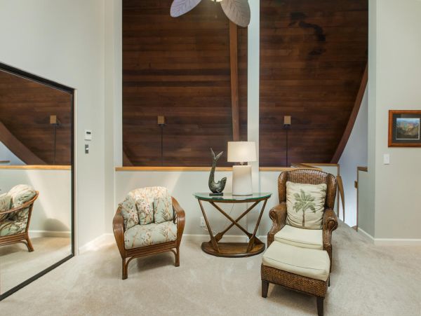 Luxurious Oceanfront Kauai Condo with Stunning Views and Prime Location