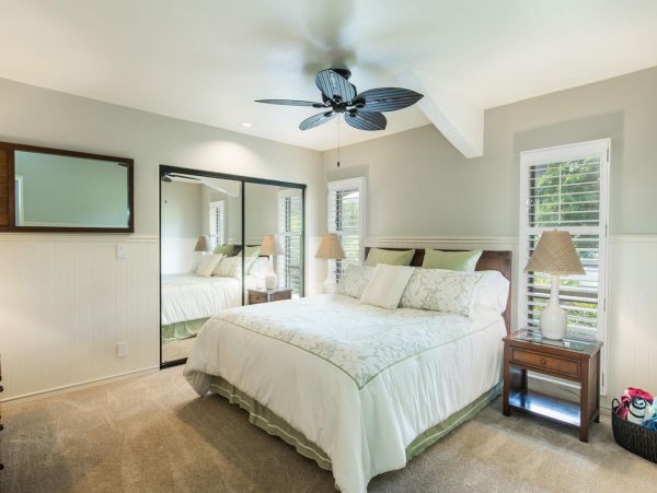 Luxurious Oceanfront Kauai Condo with Stunning Views and Prime Location