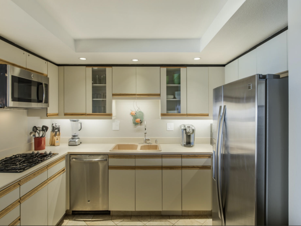Luxurious Oceanfront Kauai Condo with Stunning Views and Prime Location