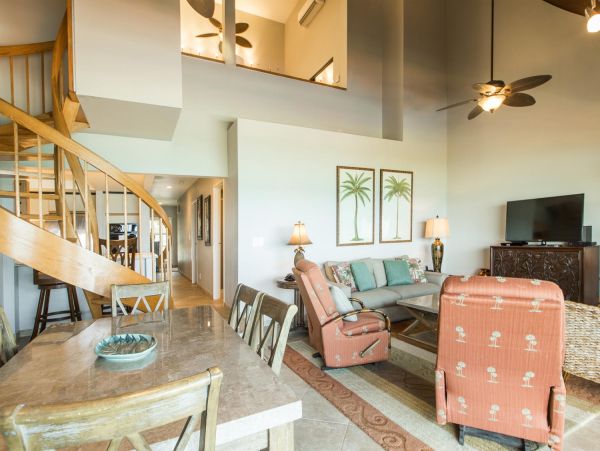 Luxurious Oceanfront Kauai Condo with Stunning Views and Prime Location