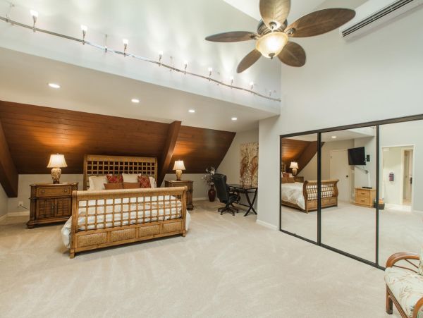 Luxurious Oceanfront Kauai Condo with Stunning Views and Prime Location