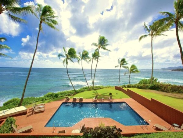 Luxurious Oceanfront Kauai Condo with Stunning Views and Prime Location