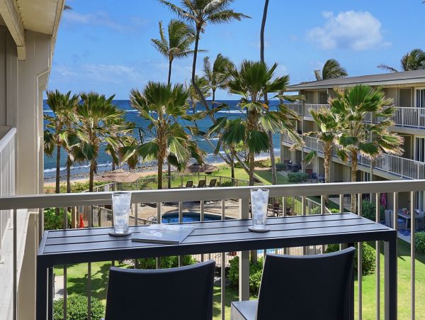 Three Bedroom Top-Floor Ocean View Suite in Kapaa