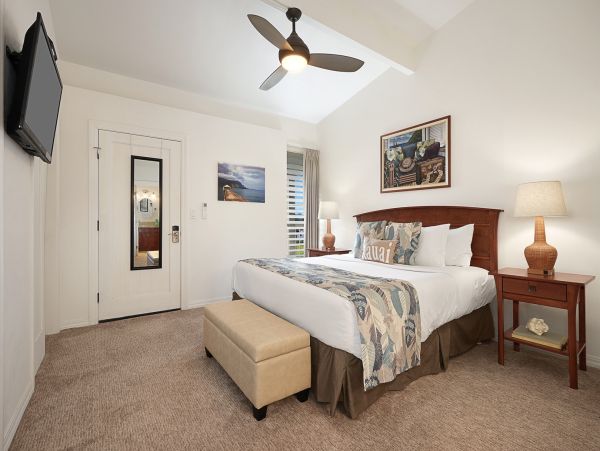 Three Bedroom Top-Floor Ocean View Suite in Kapaa