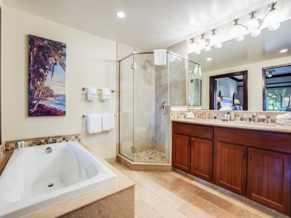 Oceanfront Elegance Luxurious 2 Bedroom Retreat