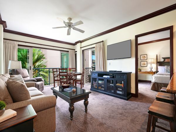 Koloa Luxury Living with Resort Amenities