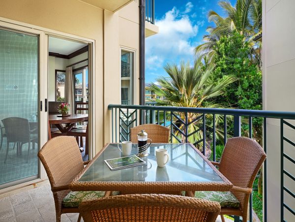 Koloa Luxury Living with Resort Amenities