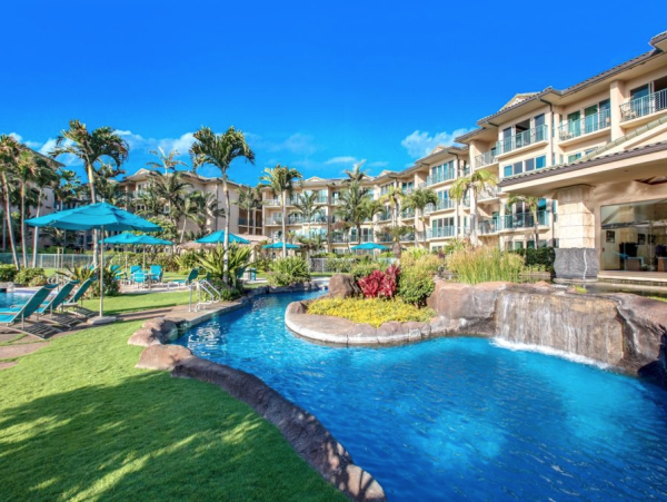 Koloa Luxury Living with Resort Amenities
