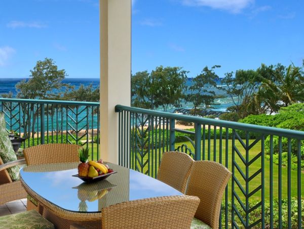 Kapaa Exquisite Three Bedroom Corner Suite