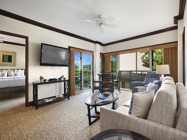 Luxury Kauai Vacation Rental - East Shore Resort Suite with Pool & Beach Access