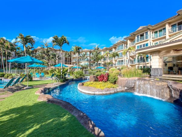 Kapaa Two Bedrooms Beachfront Condo