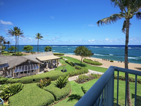 Kapaa Condo Oceanfront with 2 Bedroom