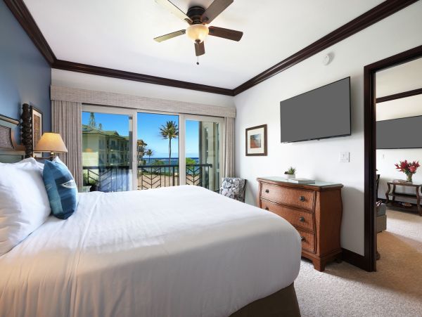 Kapaa Condo Oceanfront with 2 Bedroom